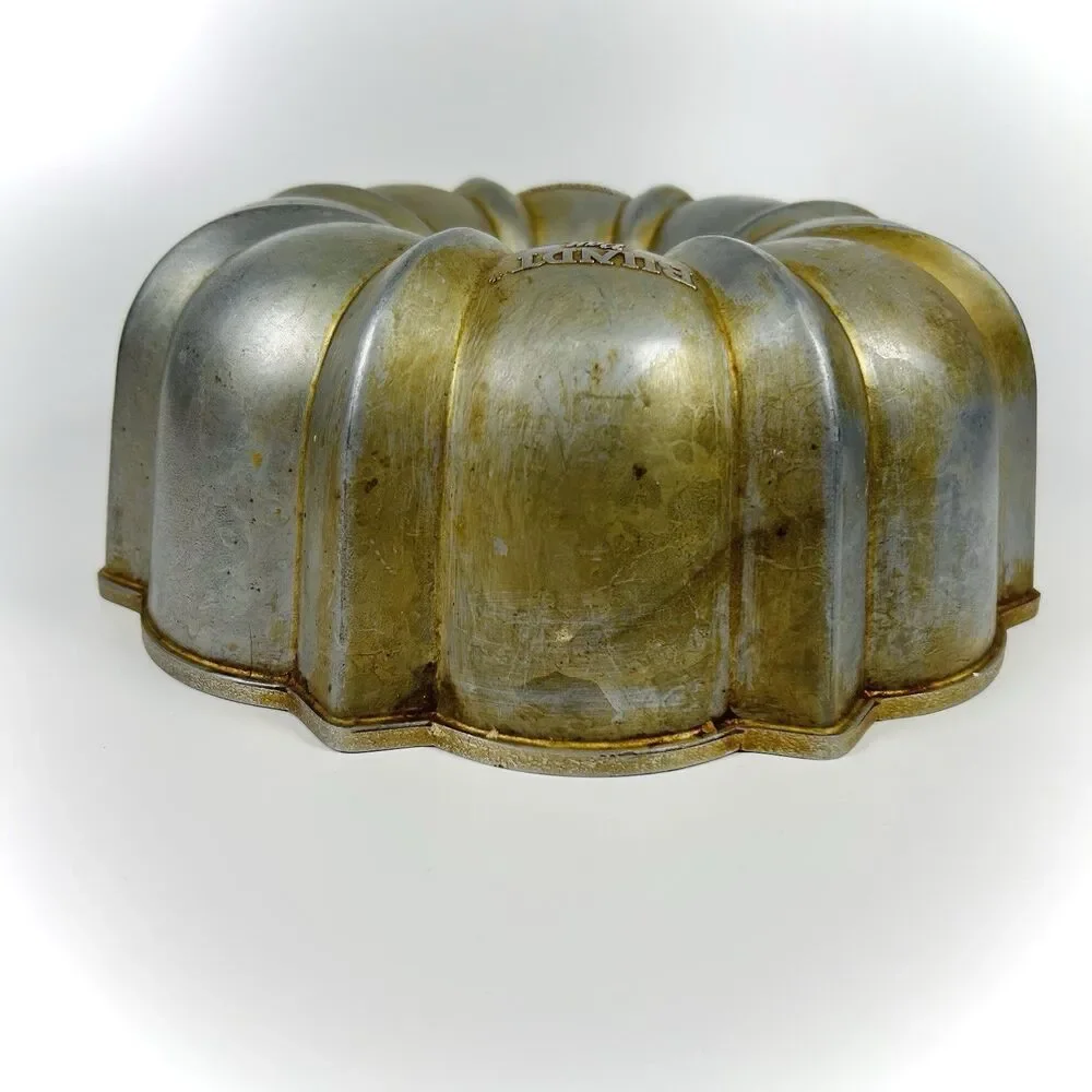 VTG Original Bundt Brand Northland Heavy Aluminum Fluted Tube Cake Pan USA 10 in
